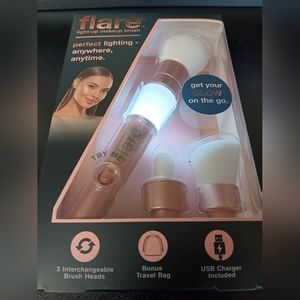 Light Up Brush (NIB)